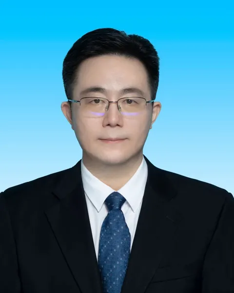 韦秀长、徐志涛任西藏自治区人民政府副主席（简历）